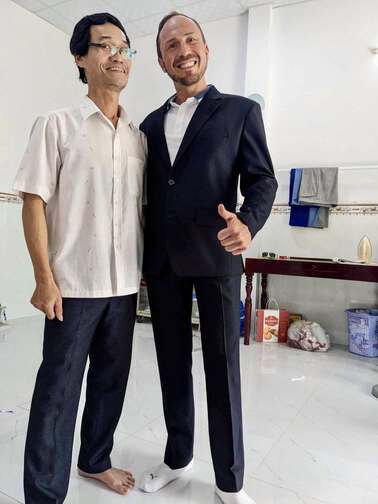 Xem ảnh  của khách hàng - Anh Tailor